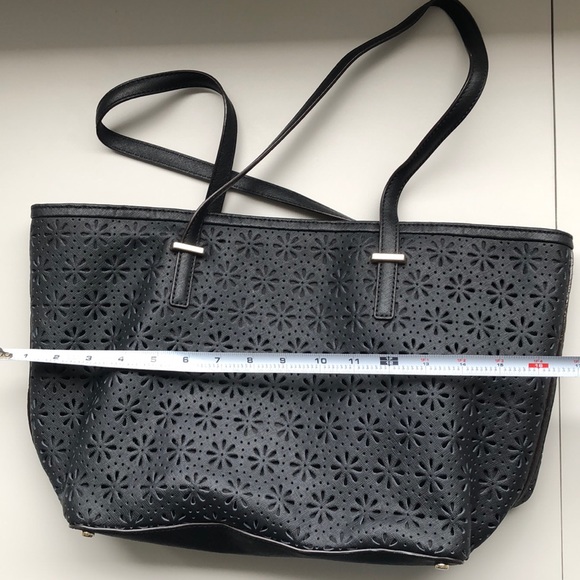 ⬇️💲! Kate Spade 🌸 Eyelet Cedar Street - Picture 4 of 8